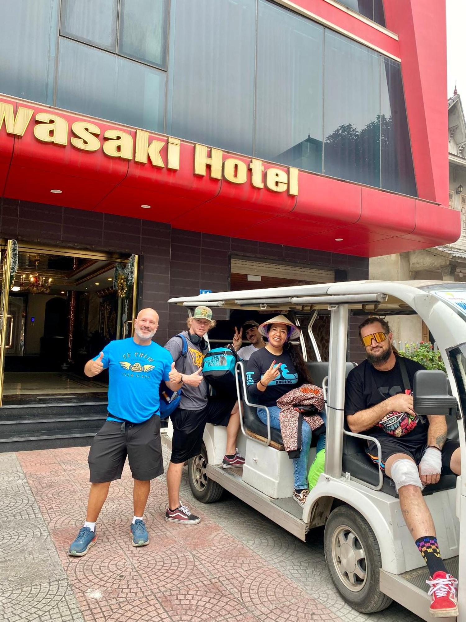 Kawasaki Noi Bai Airport Hotel 外观 照片
