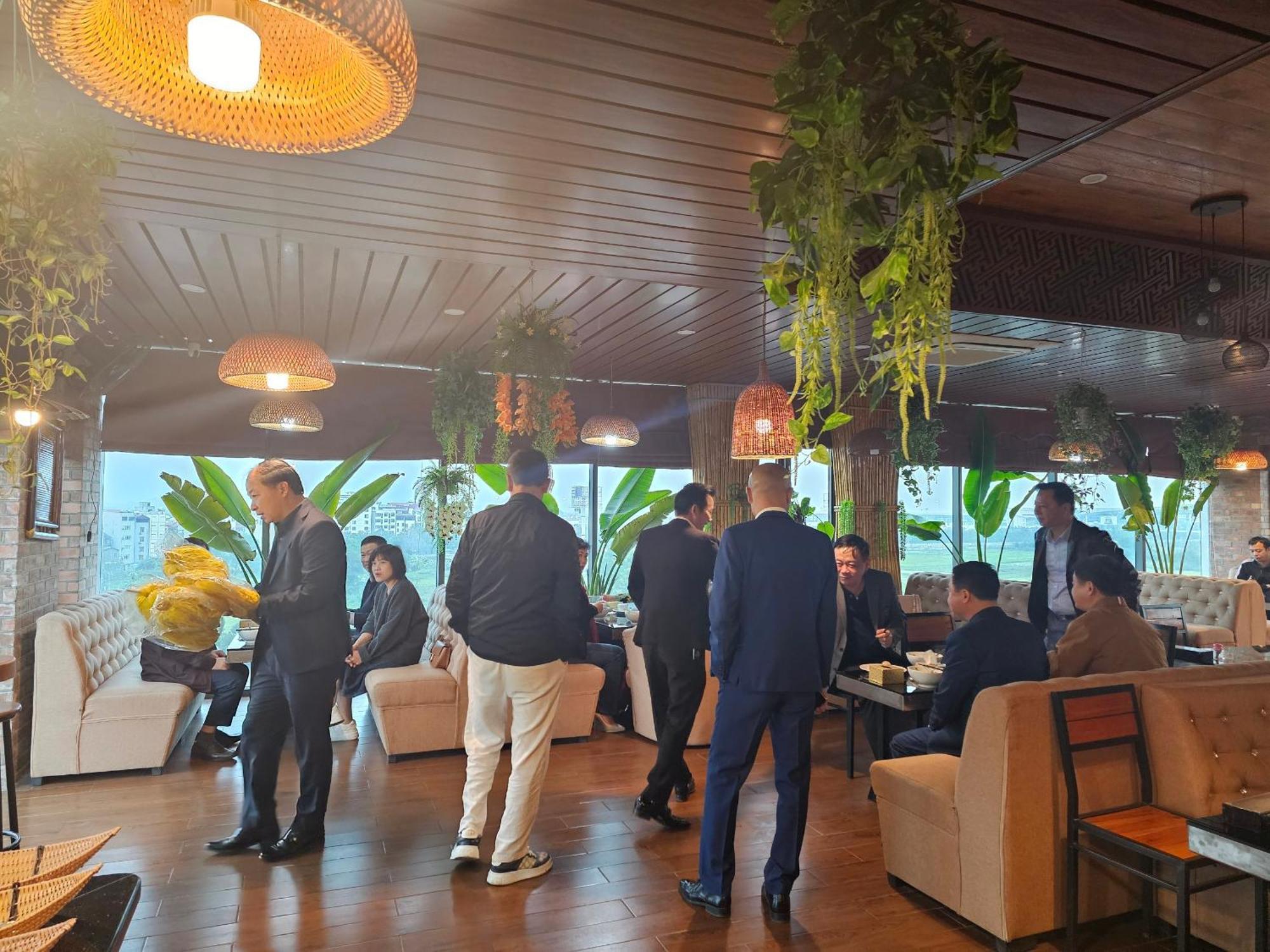 Kawasaki Noi Bai Airport Hotel 外观 照片